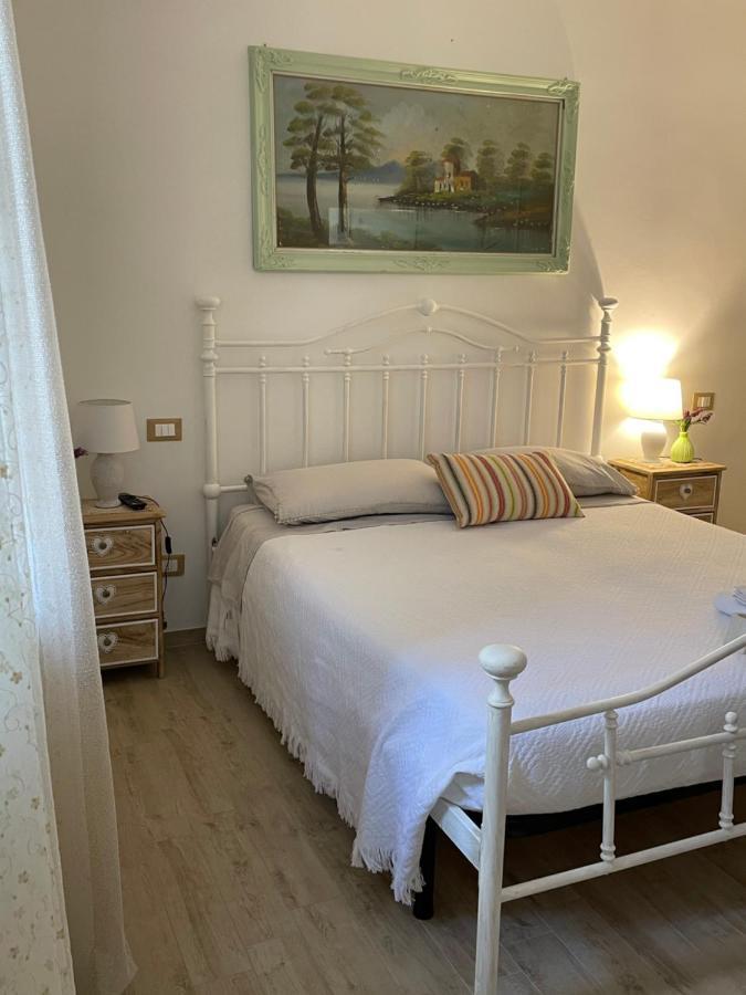Ferienwohnung Il Cortiletto Taranto Exterior foto